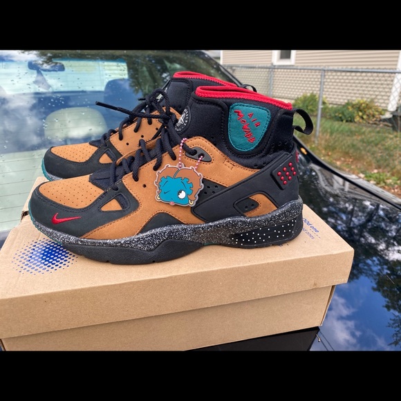Nike x Olivia Kim Air Mowabb High Top Sneaker